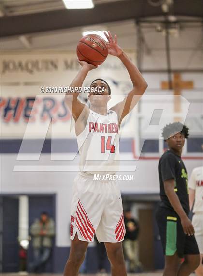 Thumbnail 1 in Independence @ San Joaquin Memorial (CIF D2 Semifinal) photogallery.