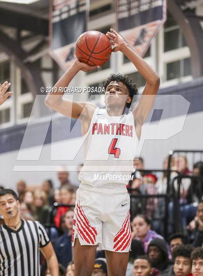 Thumbnail 2 in Independence @ San Joaquin Memorial (CIF D2 Semifinal) photogallery.
