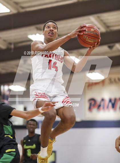 Thumbnail 2 in Independence @ San Joaquin Memorial (CIF D2 Semifinal) photogallery.