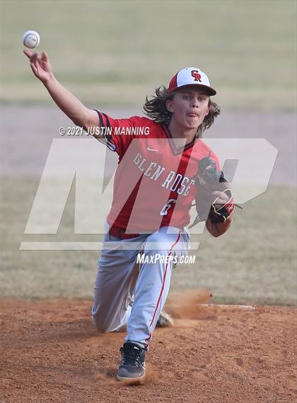 Thumbnail 2 in Glen Rose @ Bismarck photogallery.