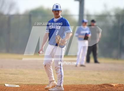 Thumbnail 1 in Glen Rose @ Bismarck photogallery.