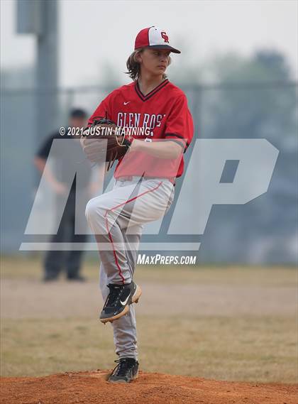 Thumbnail 2 in Glen Rose @ Bismarck photogallery.