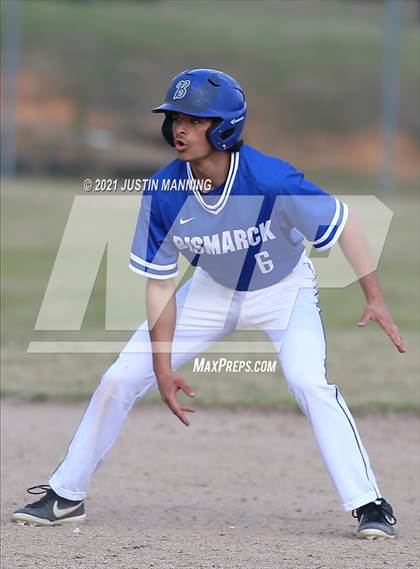 Thumbnail 1 in Glen Rose @ Bismarck photogallery.