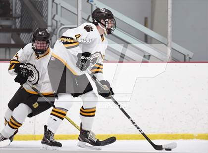 Thumbnail 1 in Shattuck-St. Mary's vs. Brunswick (Gunnery Showcase) photogallery.