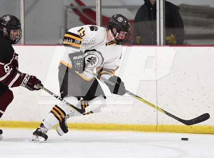 Thumbnail 1 in Shattuck-St. Mary's vs. Brunswick (Gunnery Showcase) photogallery.