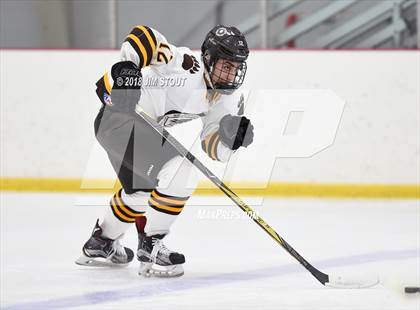 Thumbnail 2 in Shattuck-St. Mary's vs. Brunswick (Gunnery Showcase) photogallery.