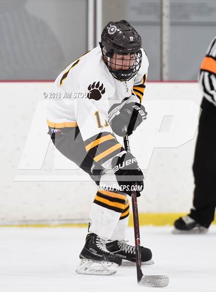 Thumbnail 2 in Shattuck-St. Mary's vs. Brunswick (Gunnery Showcase) photogallery.