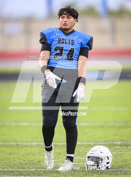 Thumbnail 2 in JV: Mica Mountain vs Mountain View photogallery.