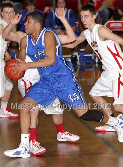 Thumbnail 3 in Spaulding vs. Manchester West (NHIAA Division 1 Preliminary Round) photogallery.