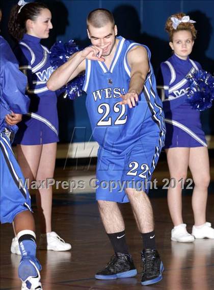 Thumbnail 3 in Spaulding vs. Manchester West (NHIAA Division 1 Preliminary Round) photogallery.
