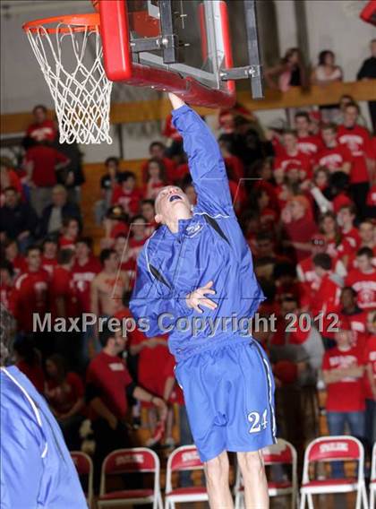 Thumbnail 1 in Spaulding vs. Manchester West (NHIAA Division 1 Preliminary Round) photogallery.