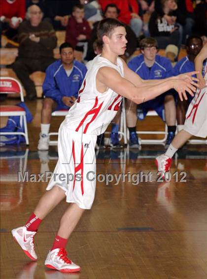 Thumbnail 3 in Spaulding vs. Manchester West (NHIAA Division 1 Preliminary Round) photogallery.