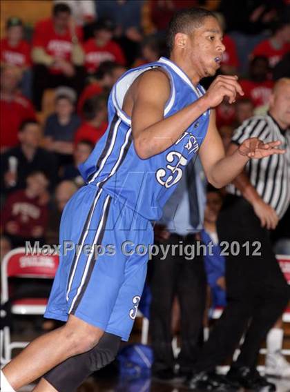 Thumbnail 1 in Spaulding vs. Manchester West (NHIAA Division 1 Preliminary Round) photogallery.