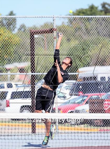 Thumbnail 3 in Flour Bluff, Gregory-Portland vs. Uvalde, Calallan (UIL 5A Area Tournament) photogallery.