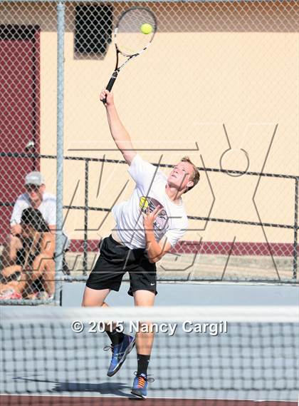 Thumbnail 2 in Flour Bluff, Gregory-Portland vs. Uvalde, Calallan (UIL 5A Area Tournament) photogallery.
