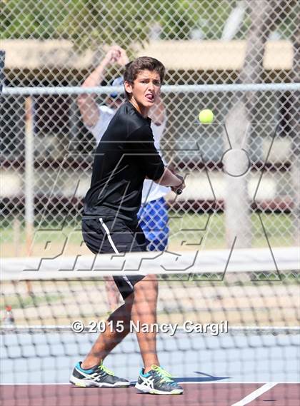 Thumbnail 2 in Flour Bluff, Gregory-Portland vs. Uvalde, Calallan (UIL 5A Area Tournament) photogallery.