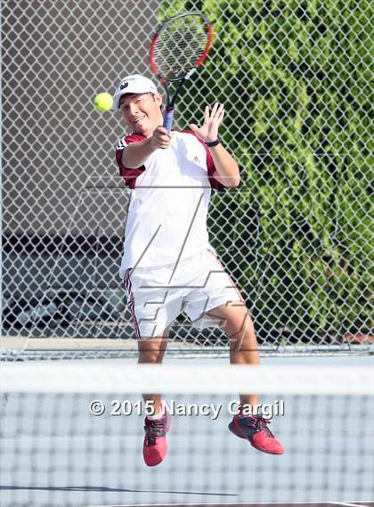 Thumbnail 3 in Flour Bluff, Gregory-Portland vs. Uvalde, Calallan (UIL 5A Area Tournament) photogallery.