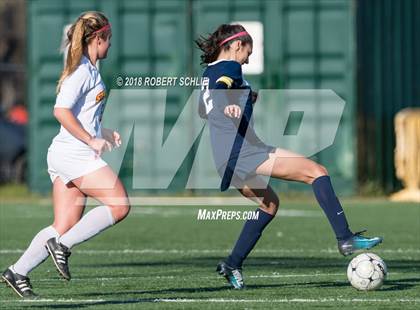 Thumbnail 2 in Oak Ridge vs St. Francis (CIF SJS D1 Playoff) photogallery.