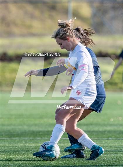Thumbnail 3 in Oak Ridge vs St. Francis (CIF SJS D1 Playoff) photogallery.