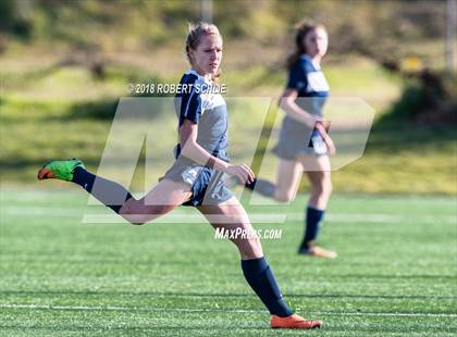 Thumbnail 3 in Oak Ridge vs St. Francis (CIF SJS D1 Playoff) photogallery.