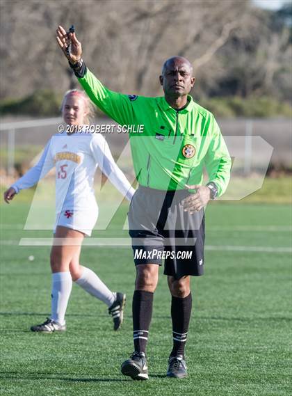 Thumbnail 3 in Oak Ridge vs St. Francis (CIF SJS D1 Playoff) photogallery.