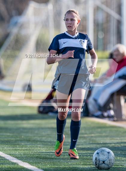 Thumbnail 3 in Oak Ridge vs St. Francis (CIF SJS D1 Playoff) photogallery.