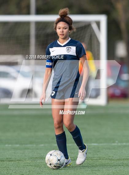 Thumbnail 3 in Oak Ridge vs St. Francis (CIF SJS D1 Playoff) photogallery.