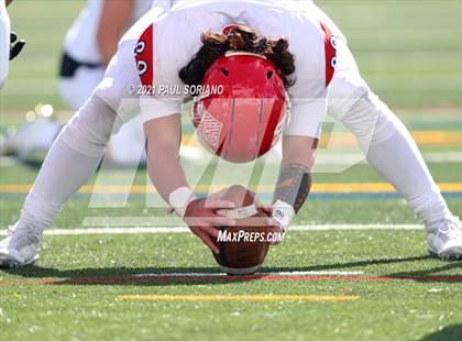 Thumbnail 2 in Regis Jesuit @ Legend photogallery.