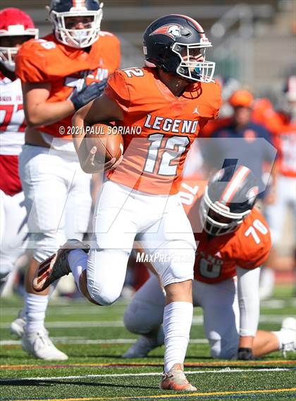 Thumbnail 1 in Regis Jesuit @ Legend photogallery.