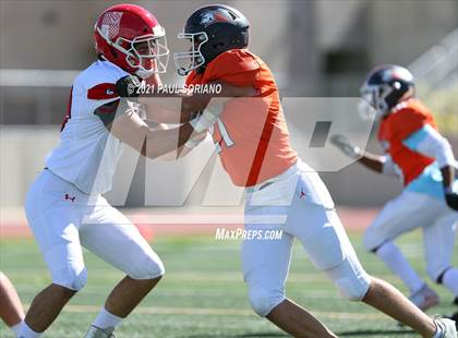 Thumbnail 1 in Regis Jesuit @ Legend photogallery.
