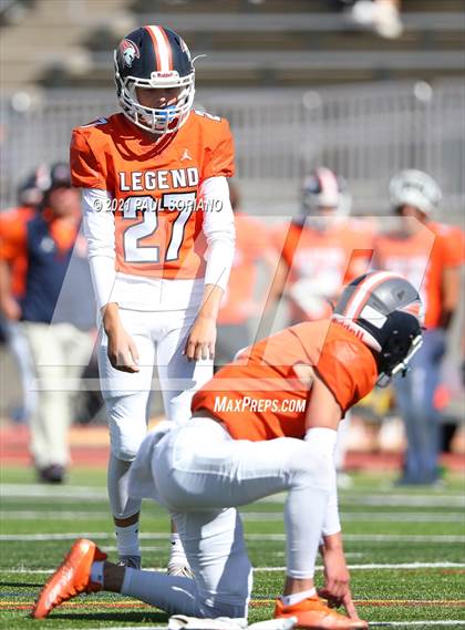 Thumbnail 2 in Regis Jesuit @ Legend photogallery.
