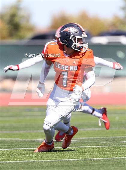 Thumbnail 3 in Regis Jesuit @ Legend photogallery.