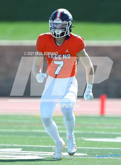 Thumbnail 2 in Regis Jesuit @ Legend photogallery.