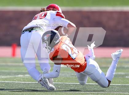 Thumbnail 3 in Regis Jesuit @ Legend photogallery.