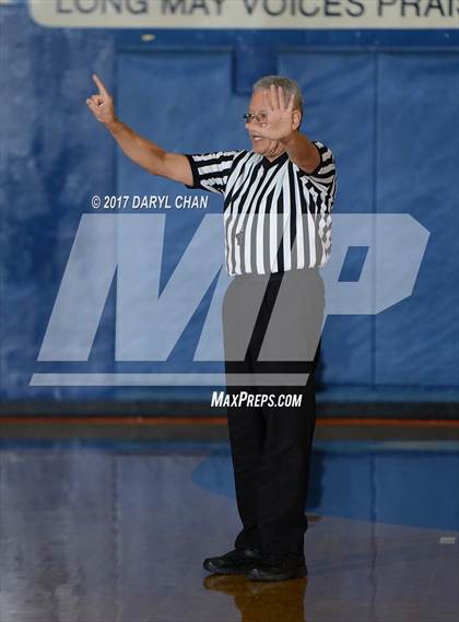 Thumbnail 2 in La Canada vs Maranatha (San Marino Tournament) photogallery.
