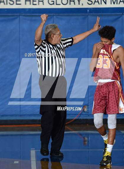 Thumbnail 2 in La Canada vs Maranatha (San Marino Tournament) photogallery.