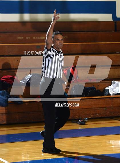 Thumbnail 2 in La Canada vs Maranatha (San Marino Tournament) photogallery.