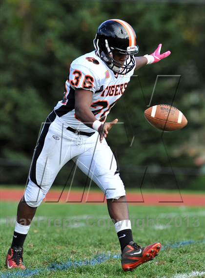 Thumbnail 1 in Croton-Harmon @ Westlake photogallery.