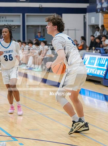 Thumbnail 3 in Deer Valley vs. Horizon (Hoopsgiving Tournament) photogallery.