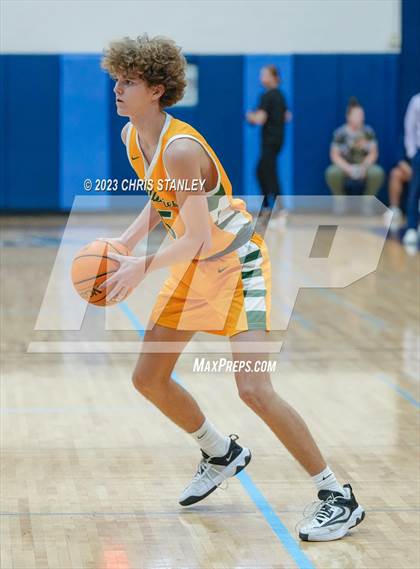 Thumbnail 3 in Deer Valley vs. Horizon (Hoopsgiving Tournament) photogallery.