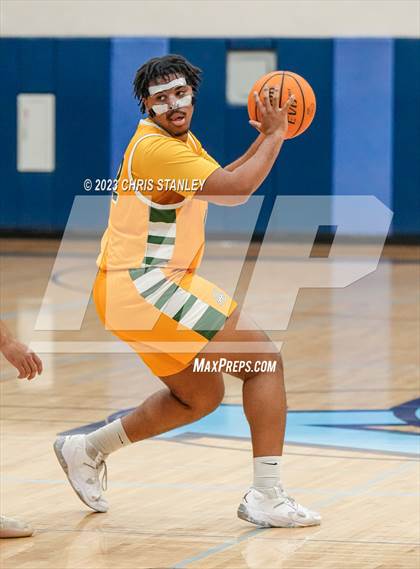 Thumbnail 1 in Deer Valley vs. Horizon (Hoopsgiving Tournament) photogallery.