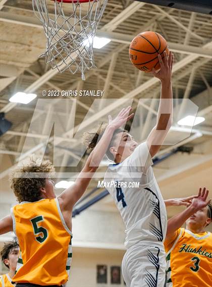 Thumbnail 1 in Deer Valley vs. Horizon (Hoopsgiving Tournament) photogallery.