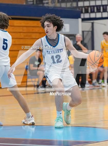 Thumbnail 1 in Deer Valley vs. Horizon (Hoopsgiving Tournament) photogallery.