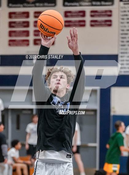 Thumbnail 3 in Deer Valley vs. Horizon (Hoopsgiving Tournament) photogallery.