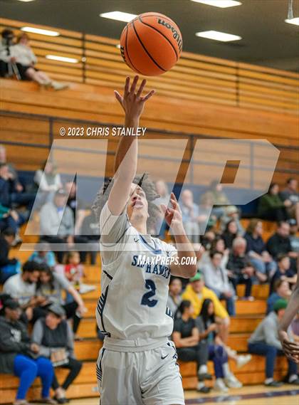 Thumbnail 2 in Deer Valley vs. Horizon (Hoopsgiving Tournament) photogallery.