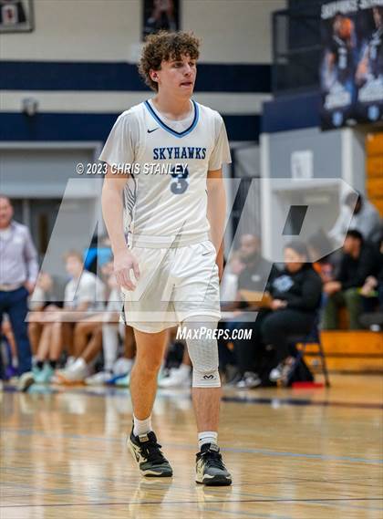 Thumbnail 2 in Deer Valley vs. Horizon (Hoopsgiving Tournament) photogallery.