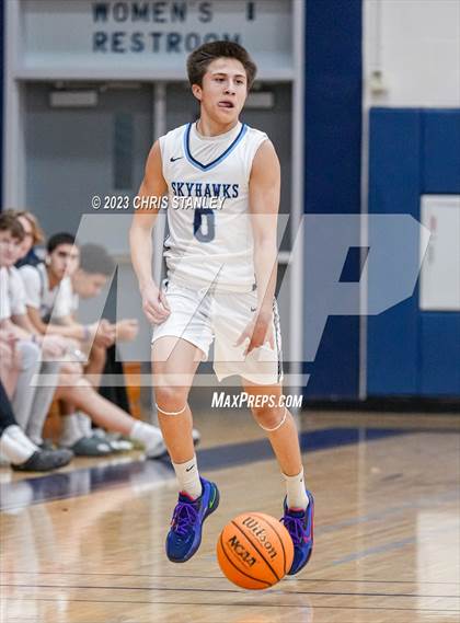 Thumbnail 3 in Deer Valley vs. Horizon (Hoopsgiving Tournament) photogallery.