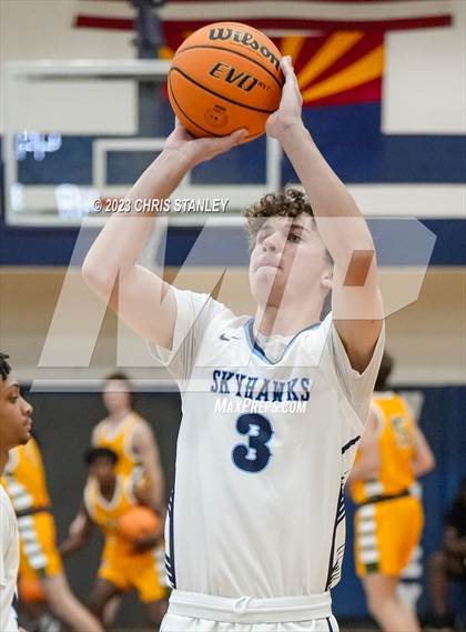 Thumbnail 3 in Deer Valley vs. Horizon (Hoopsgiving Tournament) photogallery.