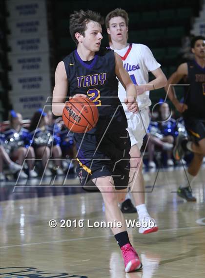 Thumbnail 2 in Troy vs. Williamsville South (NYSPHSAA Class A Semifinal) photogallery.