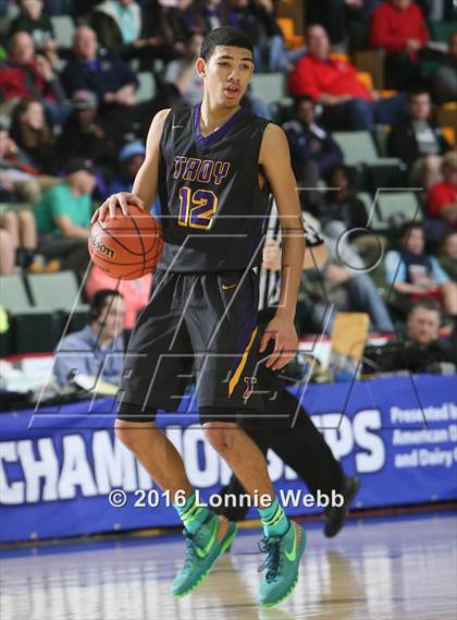 Thumbnail 2 in Troy vs. Williamsville South (NYSPHSAA Class A Semifinal) photogallery.